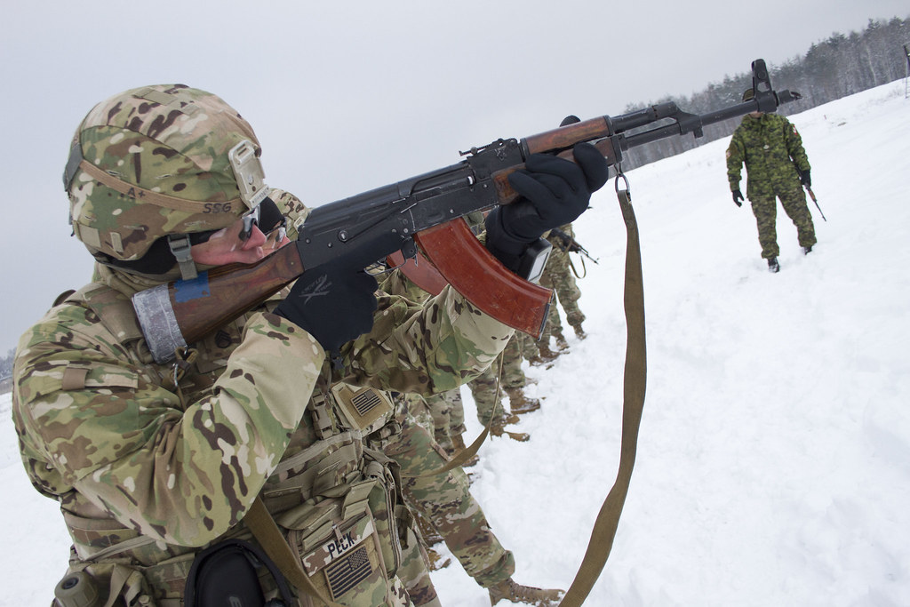 Afaceri de miliarde de dolari pentru Ucraina. Kievul vrea să exporte tehnologii militare