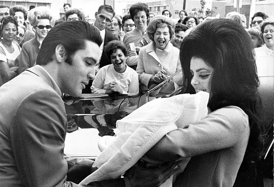 Elvis și Priscilla Presley, sursă foto: Wikipedia