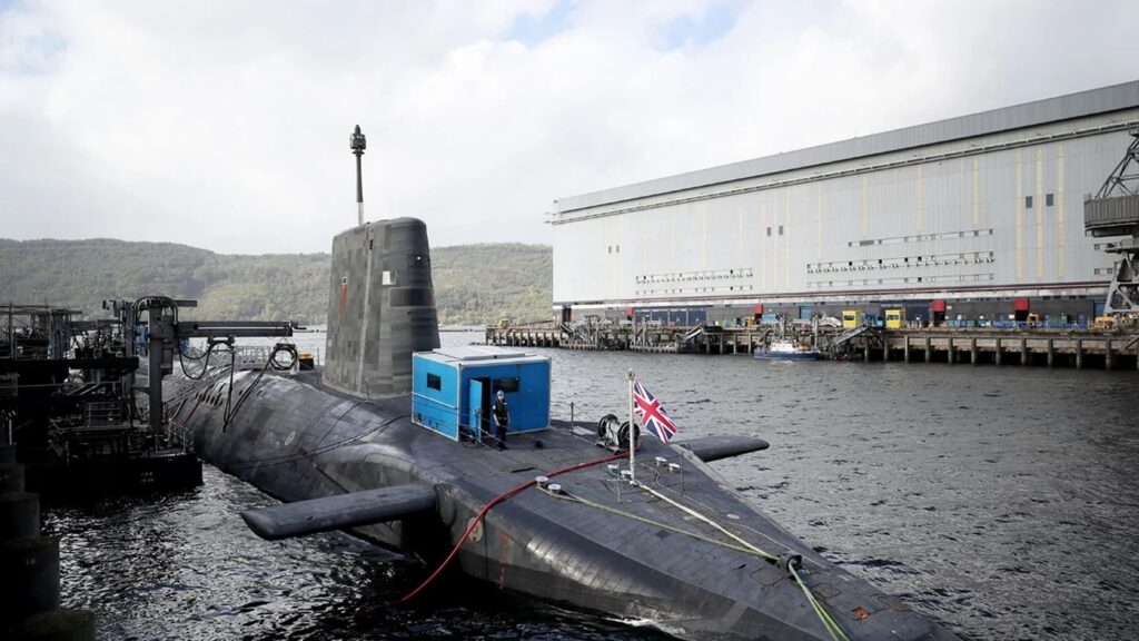 Teama de al Treilea Război Mondial explodează în Regatul Unit. Numărul breșelor de securitate la o baza nucleară britanică a crescut îngrijorător.