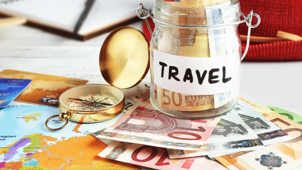 Din ce în ce mai multe țări iau măsuri extreme împotriva supraaglomerării turistice