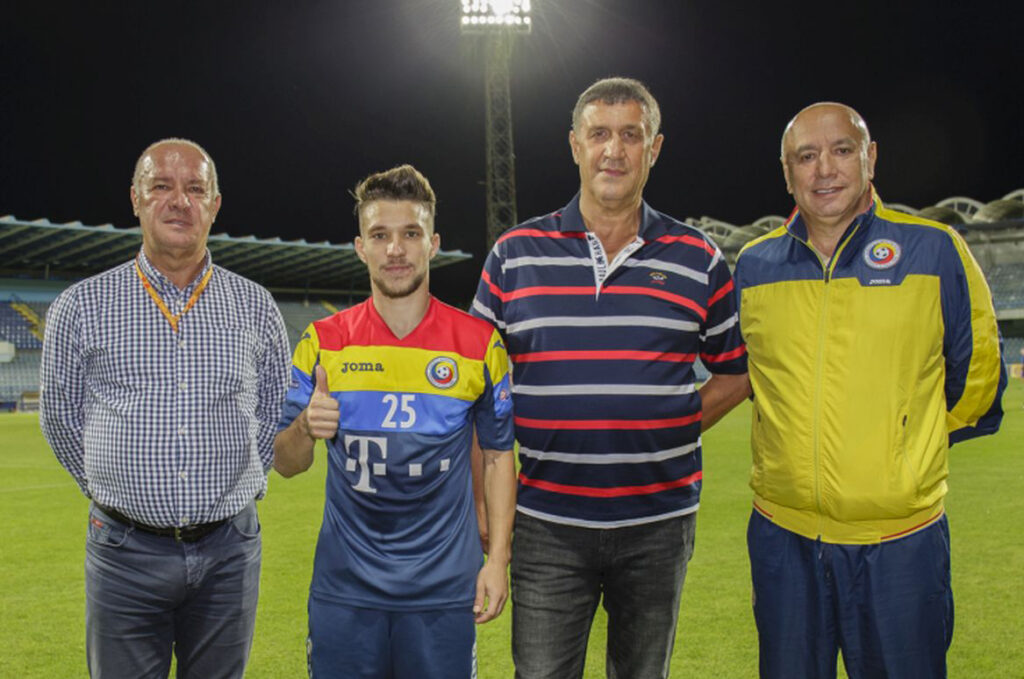 Rodion Cămătaru(centru-dreapta)/Sursa:FRF