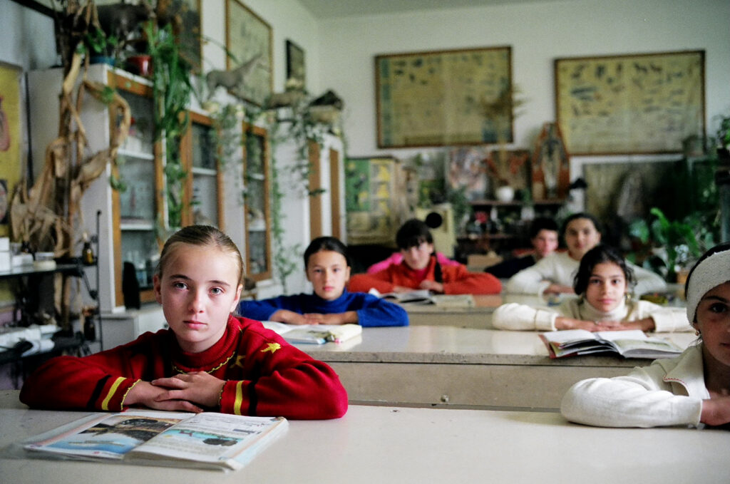 De la 1 septembrie copiii din Rusia vor învăța cum „să-și iubească corect patria”. Se vor regăsi materii noi în programa școlară