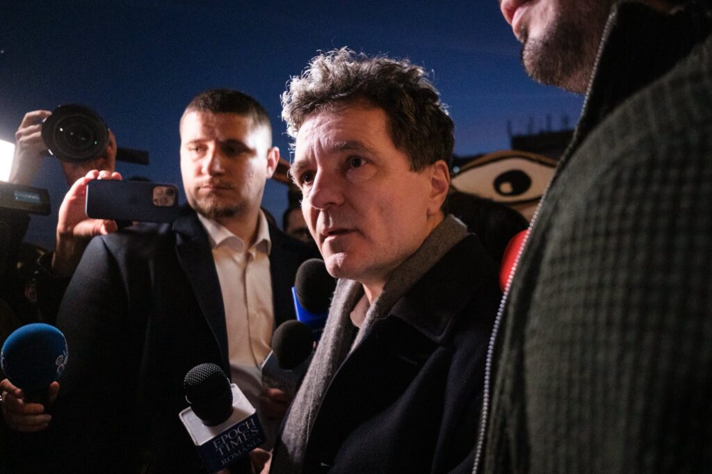 Nicușor Dan, în mijlocul protestatarilor de la Cotroceni. „Sunt oameni în care am încredere că vor face justiție”