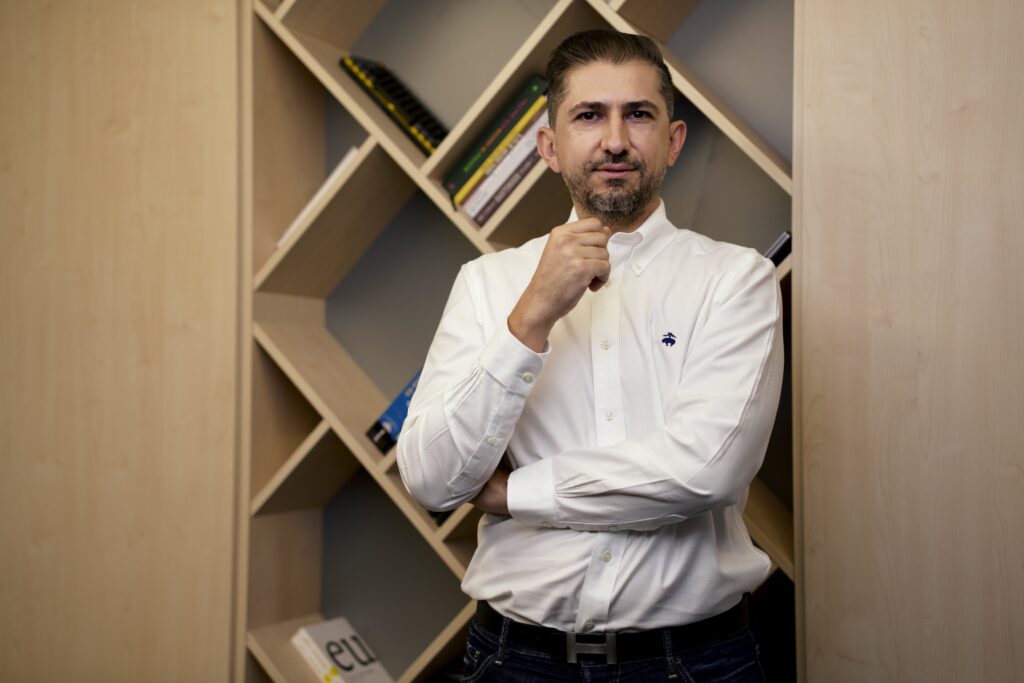 IMM-urile pot crea agenți AI în câteva minute cu noul serviciu lansat de cyber_Folks