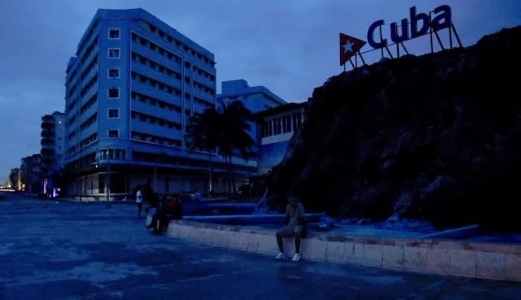 S-au stins luminile în Cuba. Aproximativ 10 milioane de oameni au rămas fără electricitate