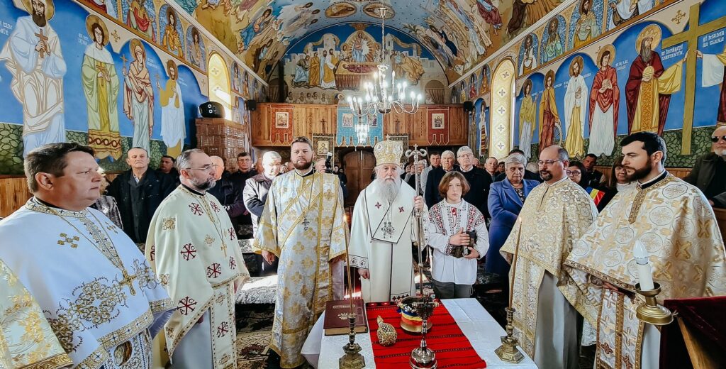 Tradiție sau poluare fonică? Mulți locuitori din Cluj se plâng de volumul prea ridicat al slujbelor religioase