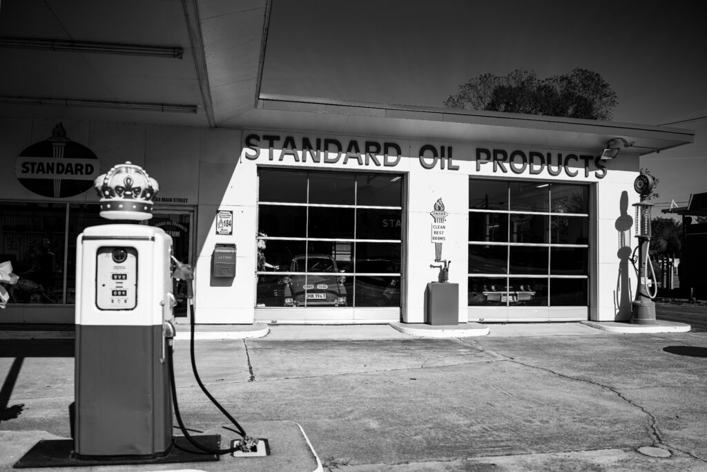 SUA analizează ridicarea unor sancțiuni asupra petrolului rusesc, pe fondul creșterii explozive a prețurilor global