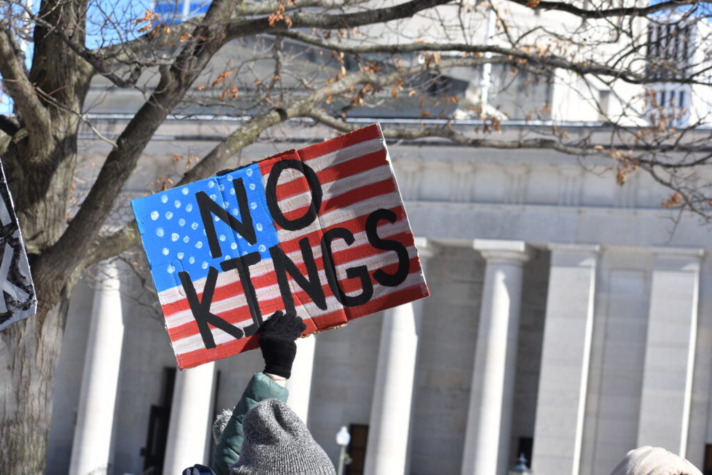 Milioane de oameni au ieșit în stradă împotriva politicilor lui Trump. Protestele „No Kings” au ajuns și în Europa