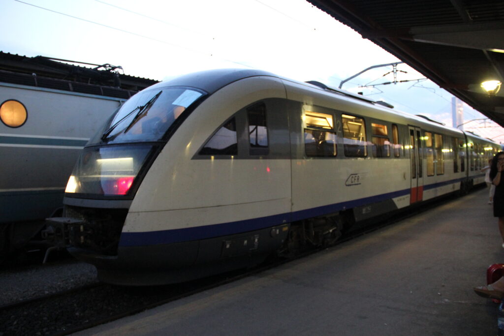 Trenul de mare viteză, „subiect de glumă” sau proiect de țară? Cum se poate ajunge de la București la Cluj în două ore și jumătate