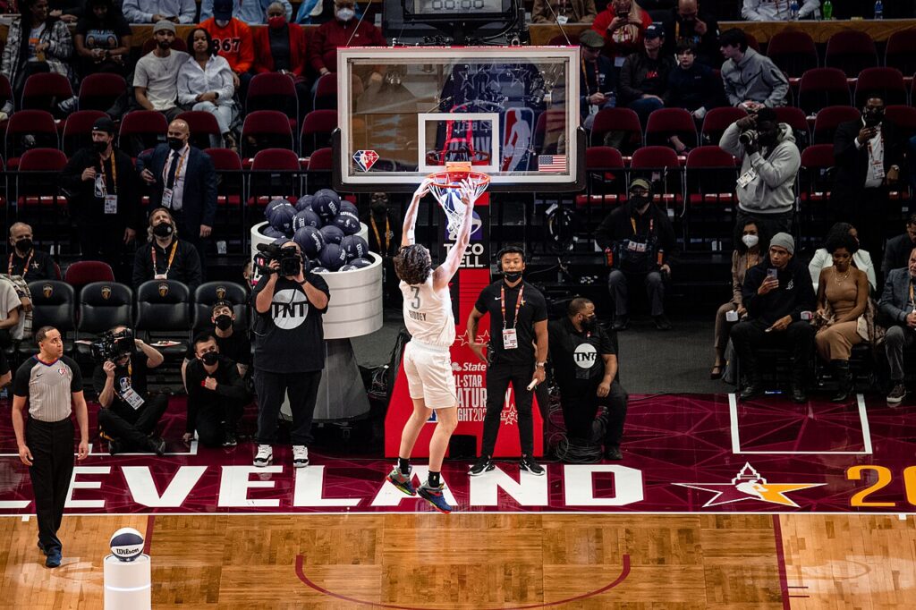 Josh Giddey/Sursa:wikimedia commons