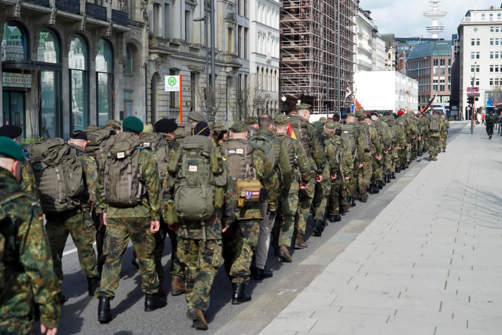 Germania introduce notificarea pentru plecările lungi ale bărbaților cu vârste cuprinse între 17 și 45 de ani