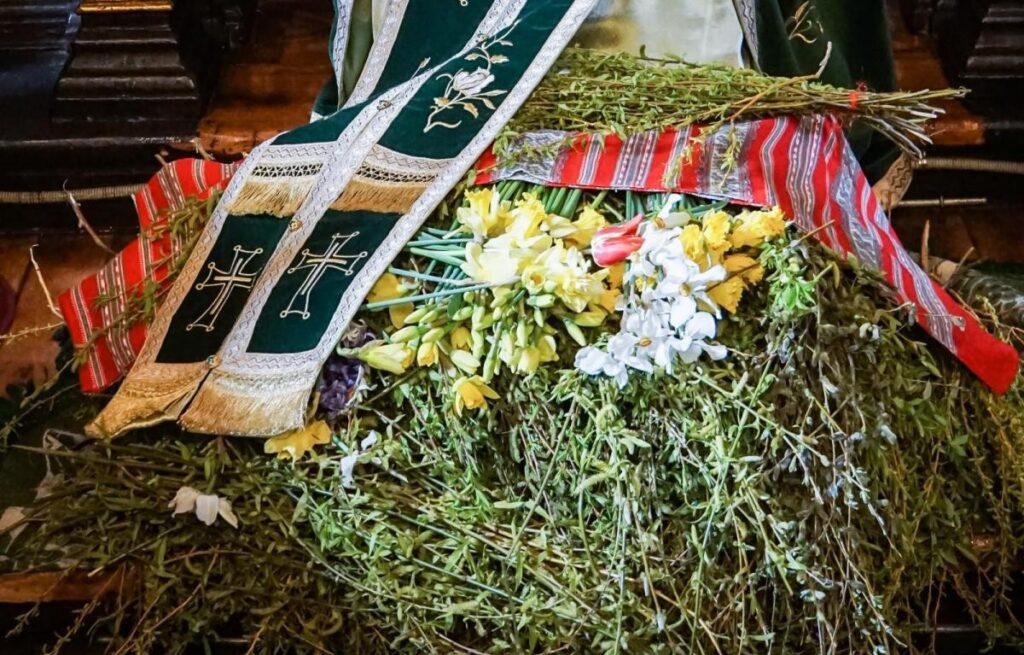 Floriile, singurul moment din viața lui Iisus în care a acceptat să fie aclamat.  O sărbătoare la răscruce de lumi