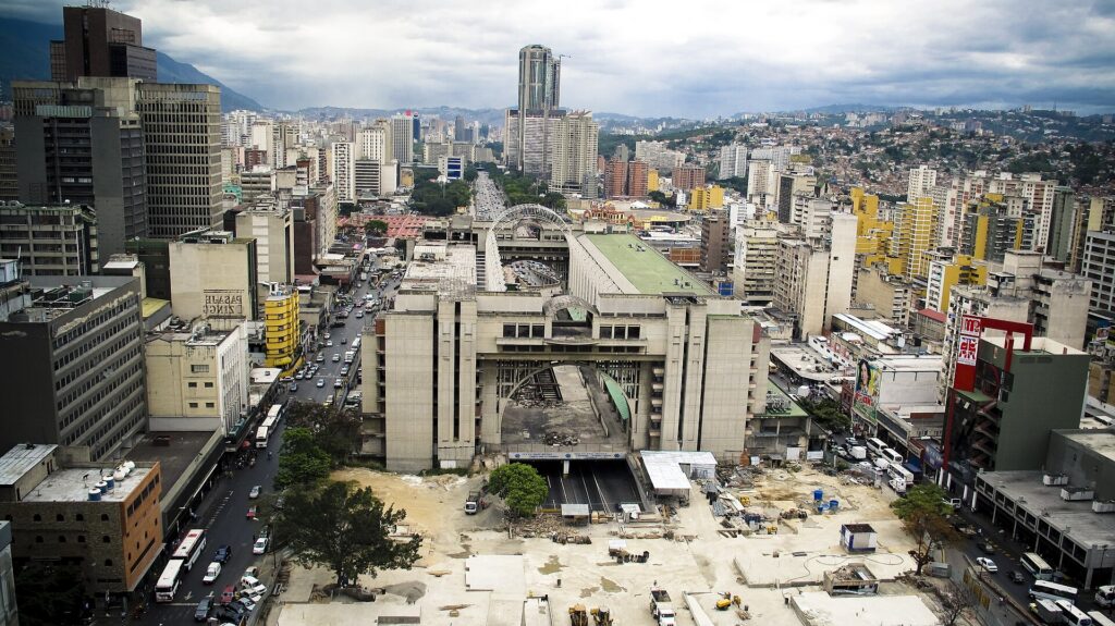 „Hotelul spionilor”: În culisele centrului de comandă de cinci stele de unde SUA a orchestrat preluarea Venezuelei