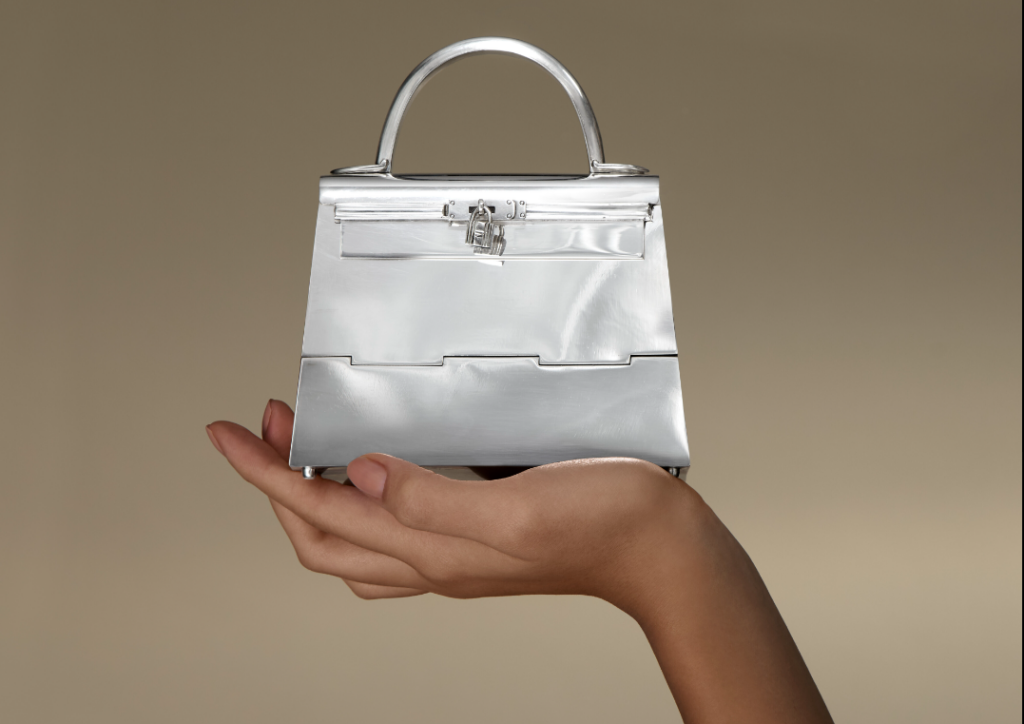 Ce poate învăța Hermès de la Rolex și Ferrari