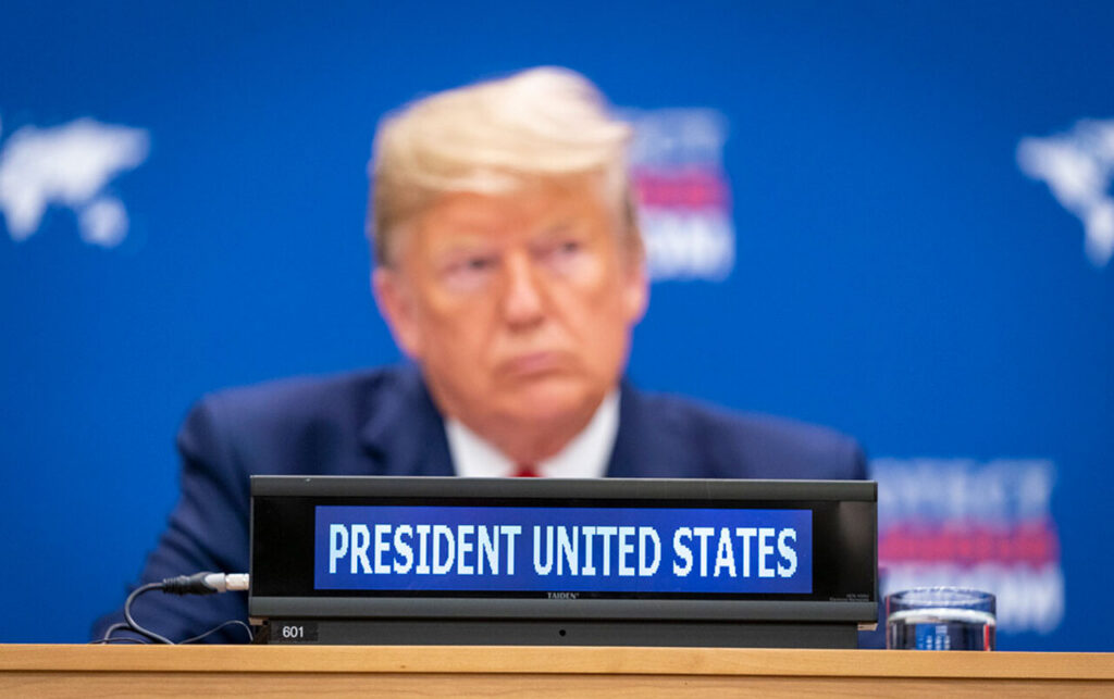 Donald Trump și „armata” oamenilor de afaceri. Președintele SUA vrea să meargă în China cu elitele din business