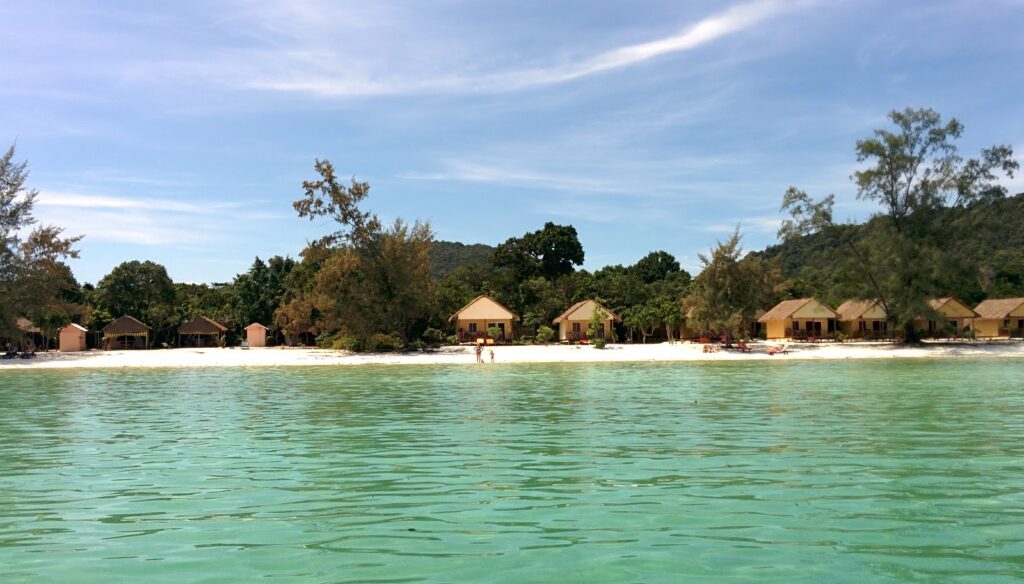Insula Koh Rong din Cambodgia, în top 10 cele mai frumoase plaje din lume în 2026