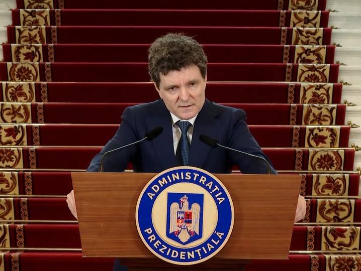 Nicușor Dan: „România va avea un guvern pro-occidental într-un termen rezonabil”