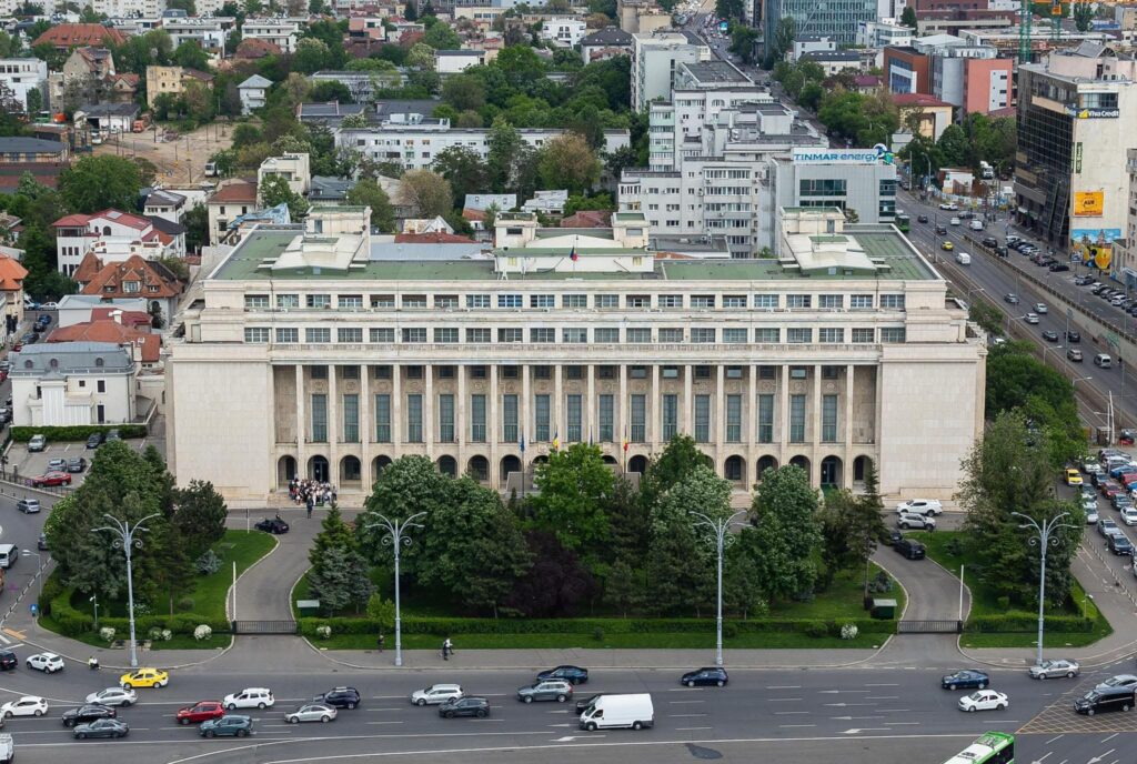 Ecuația imposibilă de la Palatul Victoria: patru partide, zero majoritate și un președinte care amână consultările pentru Summitul B9
