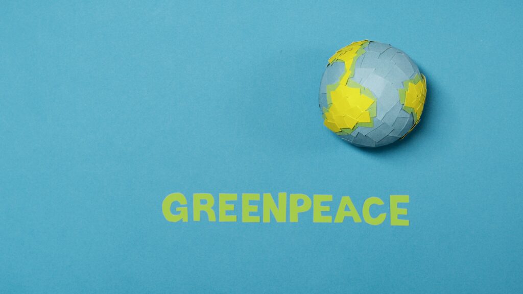Greenpeace acuză autoritățile de pasivitate în cazul unei posibile poluări din Marea Neagră. Controversa din jurul proiectului Neptun Deep se amplifică