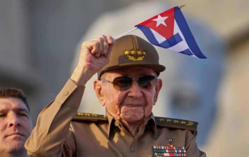 Ce are Donald Trump de împărțit cu un bătrân de 94 de ani? Cum a ajuns Raúl Castro din simbol în Cuba în ținta justiției americane