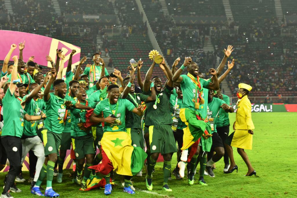 „Leii din Teranga” vor să răpună din nou Franța la Campionatul Mondial. O dramă trăită când avea 7 ani l-a împins pe Mane să devină cel mai iubit om din Senegal