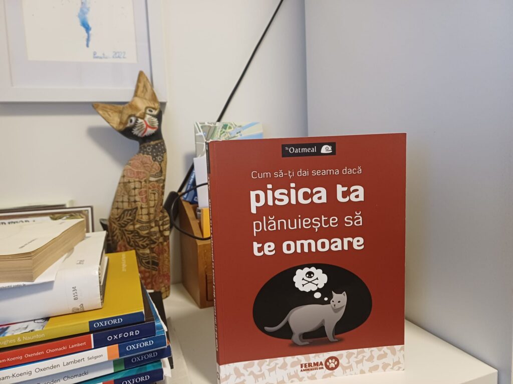 Cartea săptămânii: „Cum să-ți dai seama dacă pisica ta plănuiește să te omoare”
