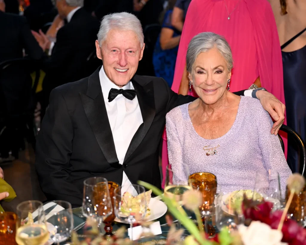 Viitorul Muzeelor Americane: Cum Alice Walton a Transformat inima Ozarks într-o Catedrală a Artei Globale
