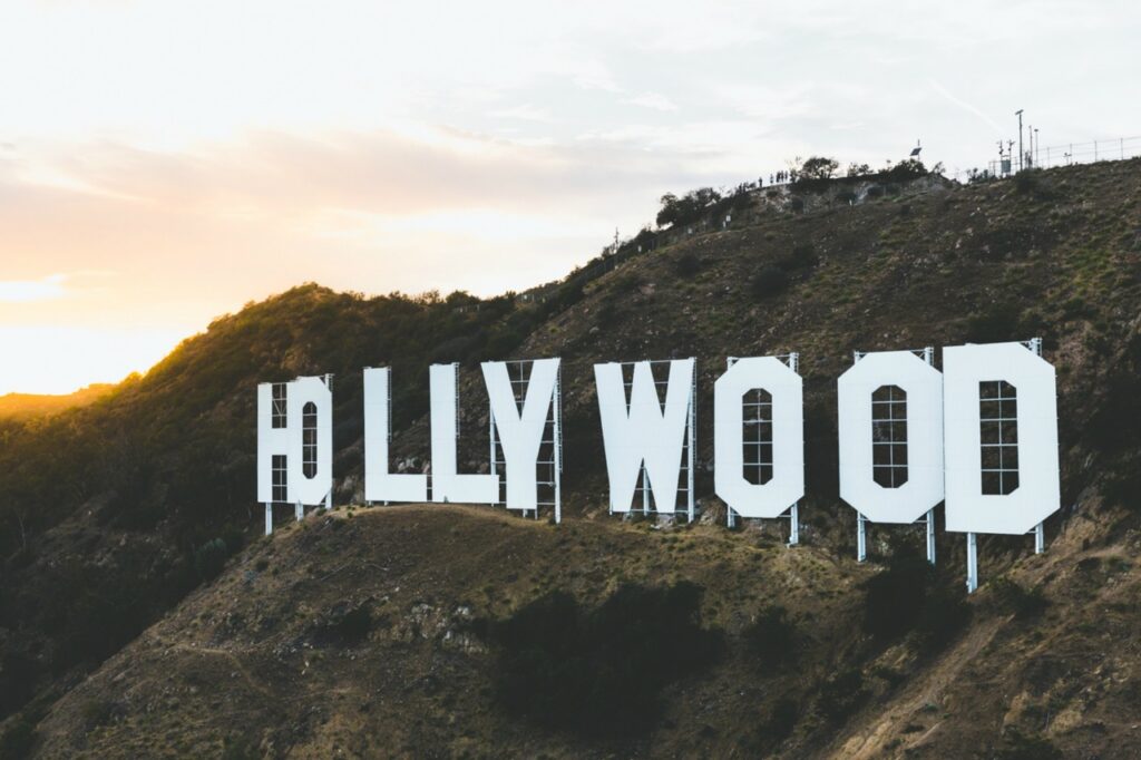 Peter Thiel, partenerul și ideologul lui Elon Musk, intră în lumea Hollywood. Multe personalități aderă la asociația exclusivistă