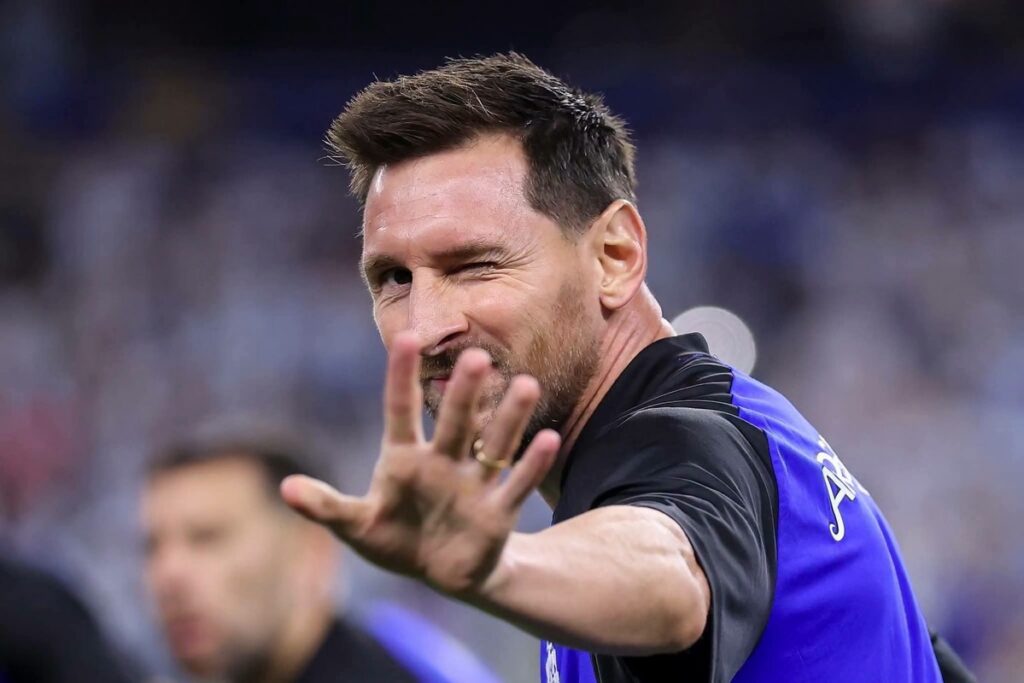 Messi bate recorduri și de pe bancă și devine singurul jucător care marchează în 7 meciuri consecutive la Campionatul Mondial. 16-imile încep în cea mai ușoară noapte de turneu