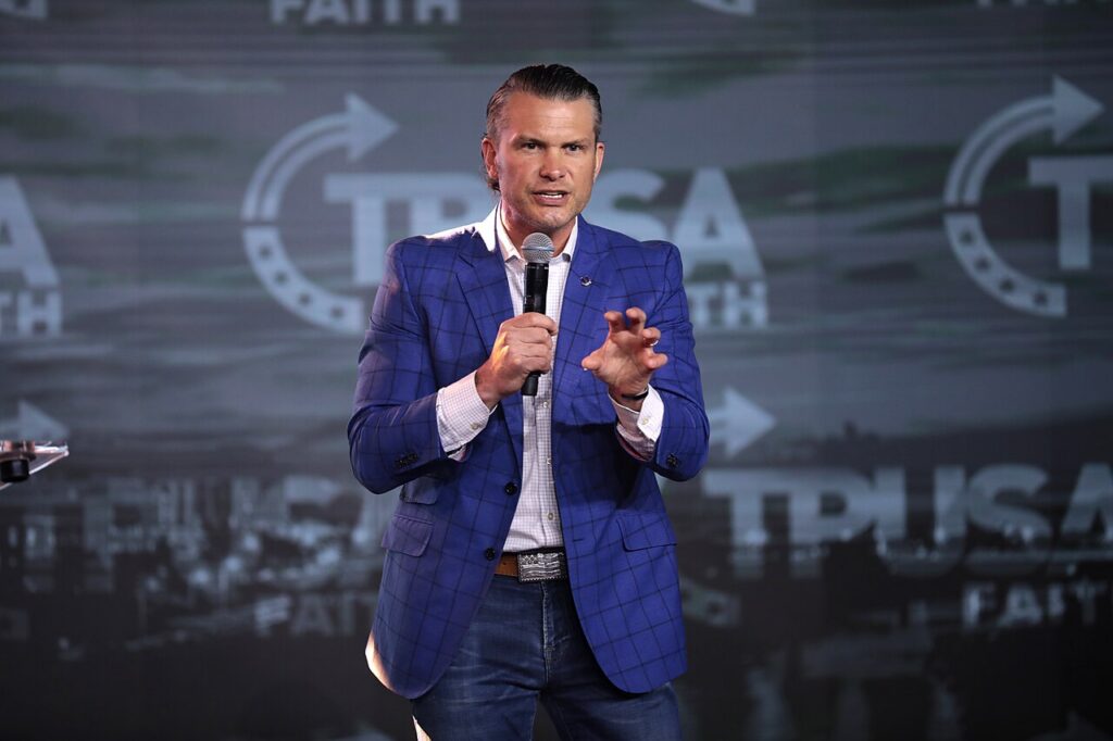 La 82 de ani de la debarcarea din Normandia, secretarul american al apărării, Pete Hegseth cere Europei să stea „umăr la umăr” cu SUA