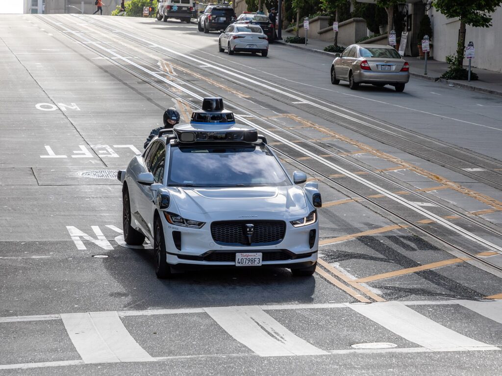 Germania devine terenul de testare pentru Uber. Robotaxiurile fără șofer ajung în Europa