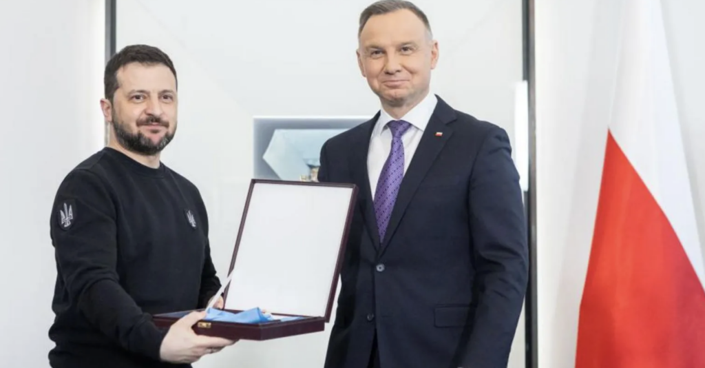 Criză între Varșovia și Kiev. Zelenski pierde cea mai înaltă distincție a Poloniei