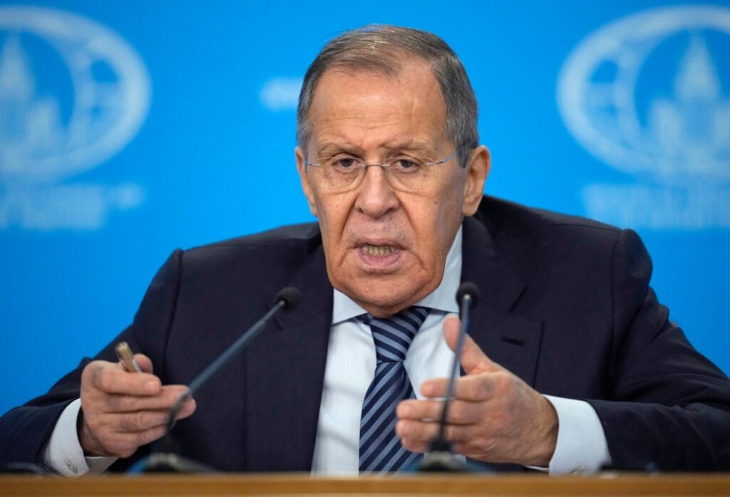 Rusia amenință cu represalii după atacul asupra unei rafinării din Moscova. Ce a declarat Lavrov
