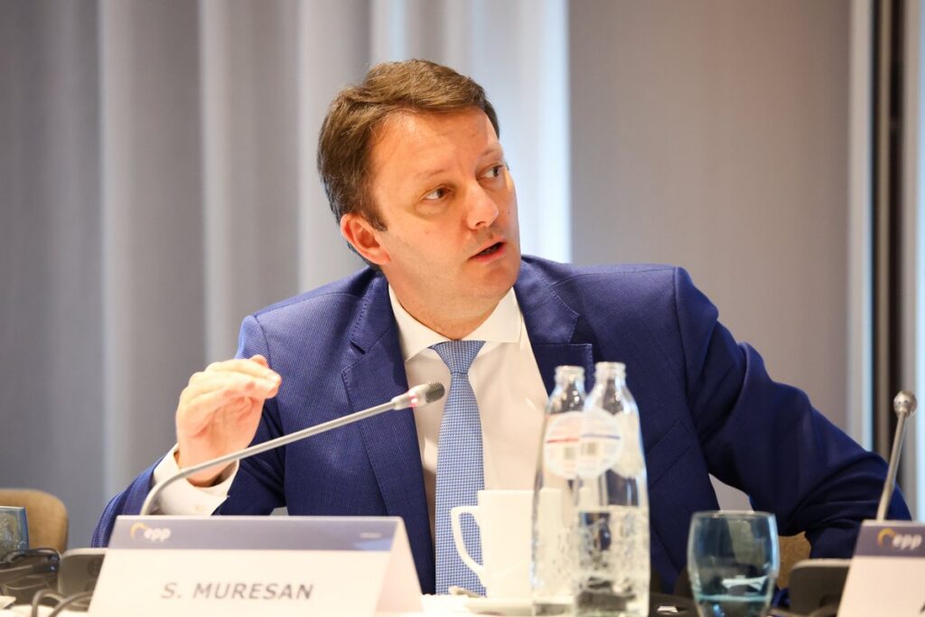 Fiecare cu premierul lui! PNL, USR și UDMR îl propun pe Siegfried Mureșan prim ministrul unui guvern minoritar format din cele 3 partide