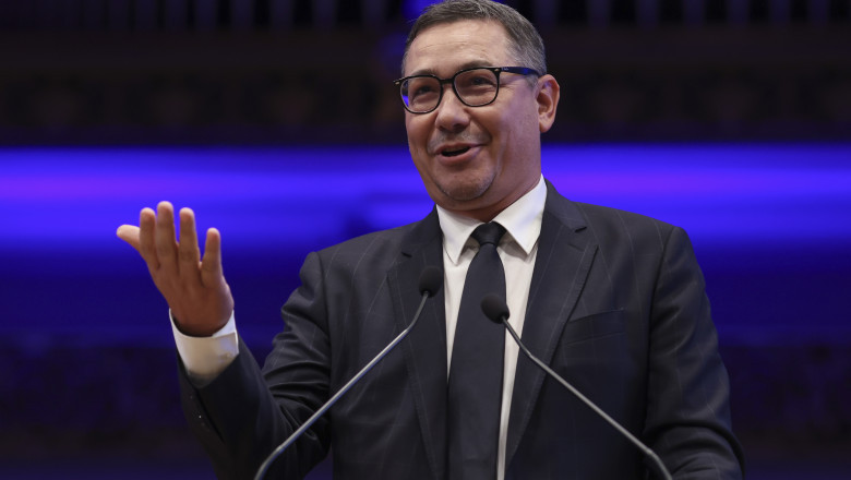 Victor Ponta, cronica unei săptămâni politice dezastruoase: „Până acum părea că în România se joacă șah. Din această dimineață, pare că se joacă ruletă