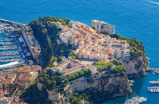 Explozie provocată de un colet-capcană în Monaco. Trei persoane au fost grav rănite, iar autorul este căutat în Franța