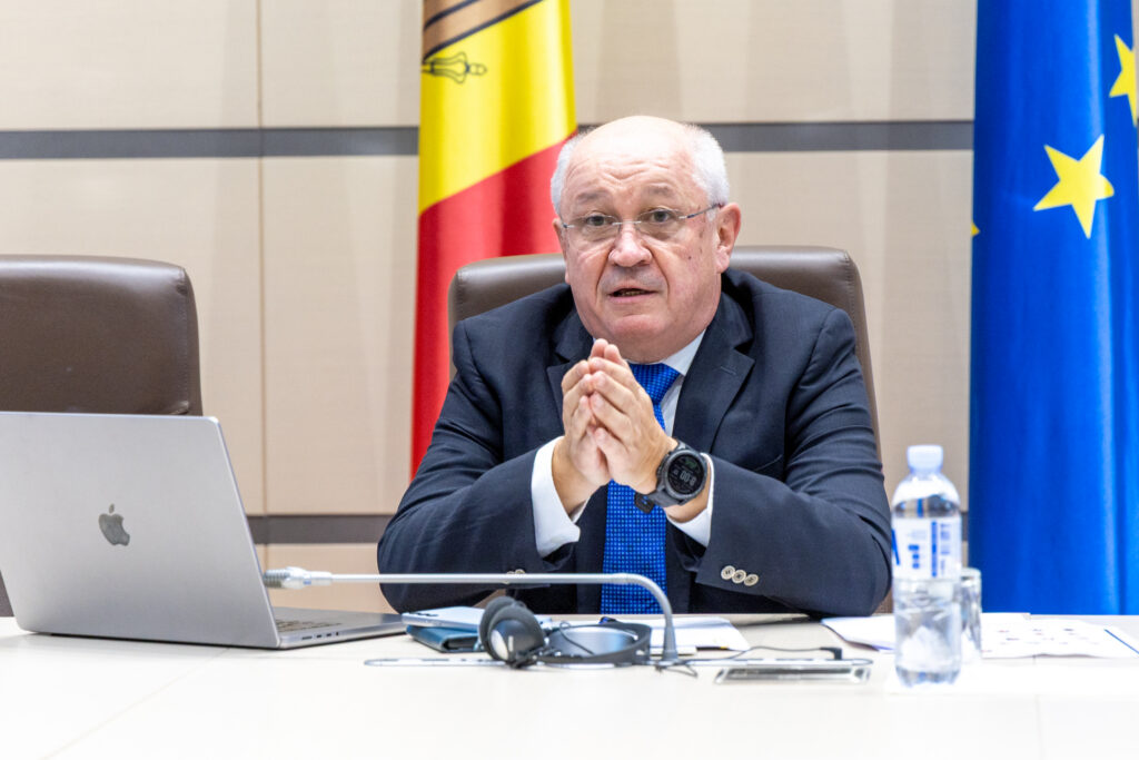 Premierul Alexandru Munteanu demisionează după opt luni. Guvernul Republicii Moldova intră în interimat