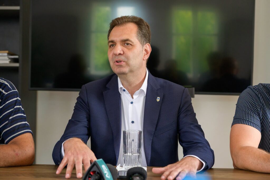 S-au aprins spiritele la Sf. Gheorghe. Primăria refuză un marș, organizatorii spun că protestul va avea loc oricum