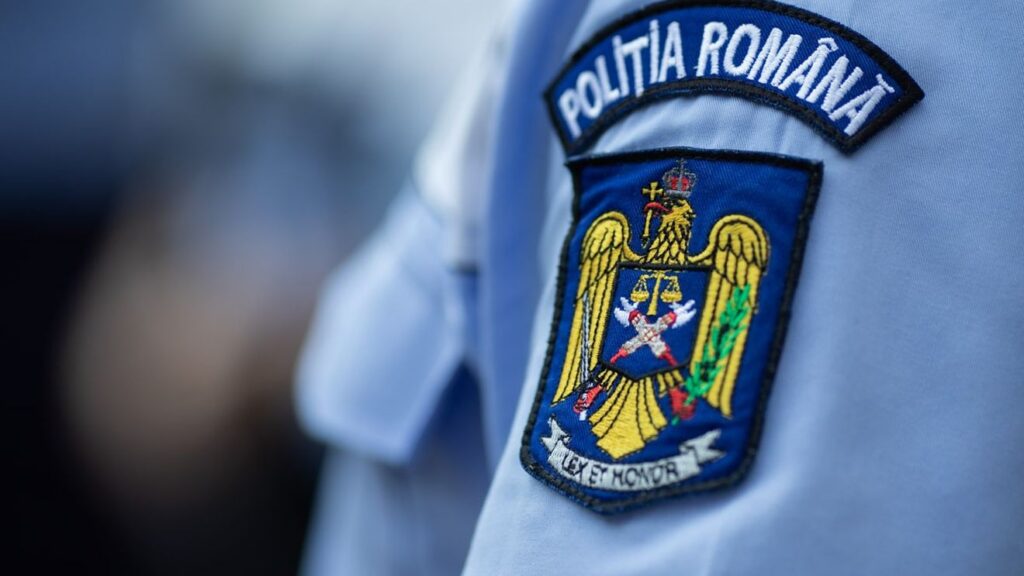 Polițist din Botoșani, transportat la Urgențe după ce i s-a făcut rău în timpul serviciului din cauza căldurii