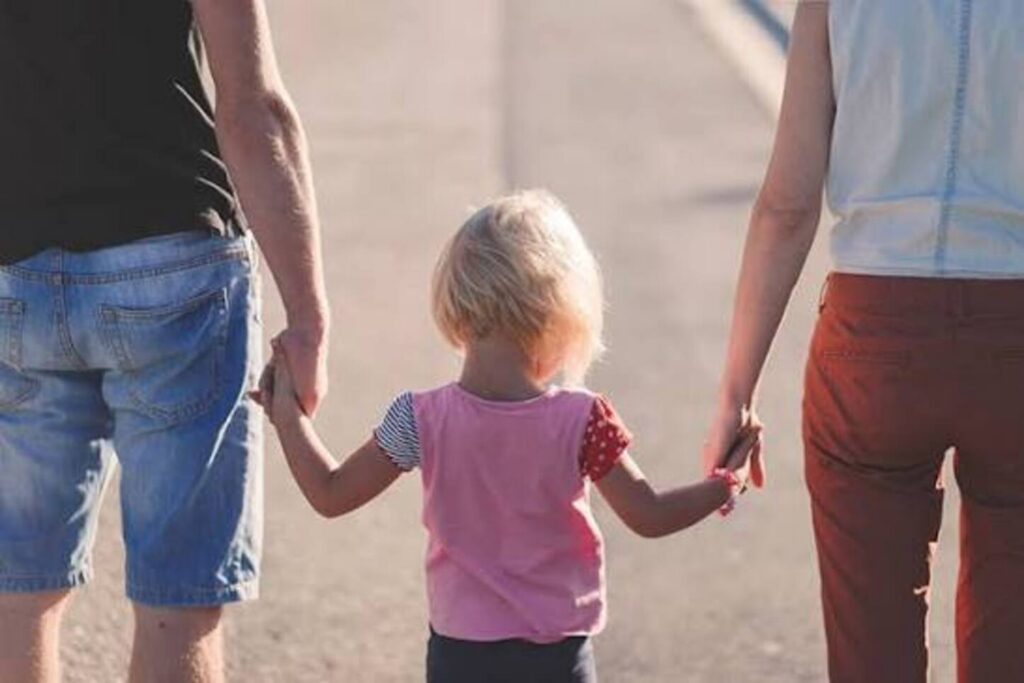 România, o societate care își limitează singură dezvoltarea. Cum îi exclude sistemul de educație pe elevii care învață ce înseamnă „nu am”