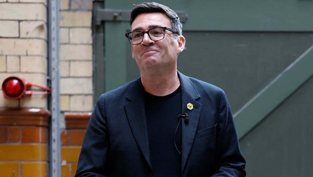Andy Burnham devine liderul Partidului Laburist și viitorul premier al Regatului Unit. Cine este „Regele Nordului”