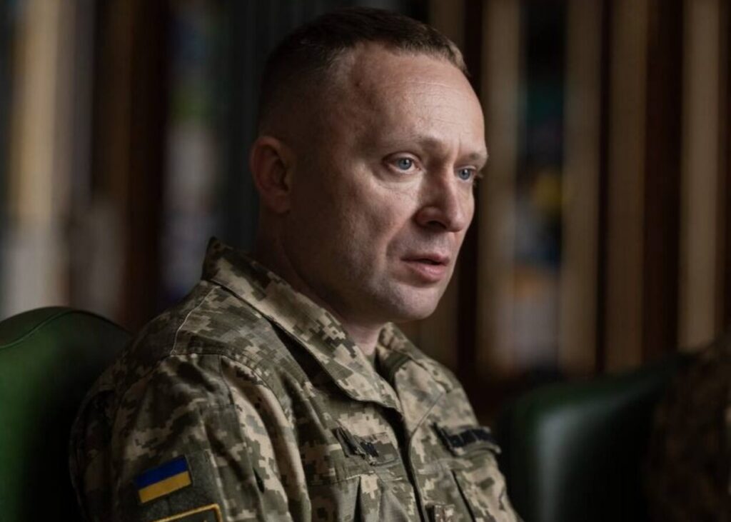 De la demisie la conducerea armatei Ucrainei. Drapatîi, generalul ales să reformeze forțele în războiul cu Rusia