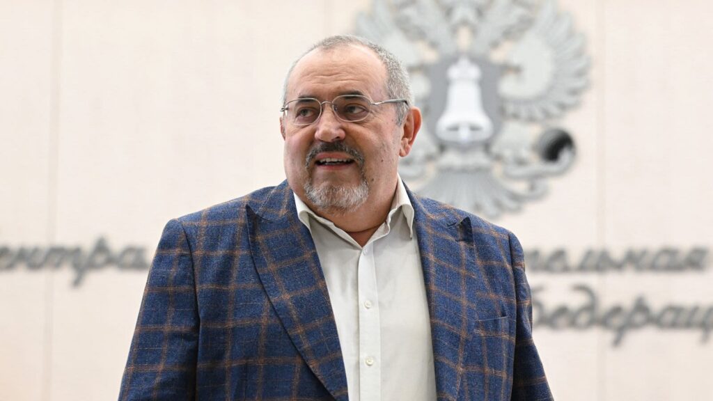 Boris Nadejdin, opozantul lui Putin, abandonează cursa pentru alegerile parlamentare din Rusia: „Nu sunt gata să îi pun în pericol pe cei care mă susțin”