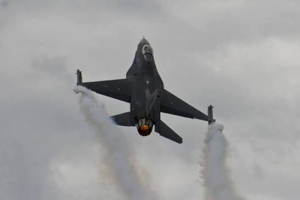 BREAKING NEWS! România a doborât o dronă cu un avion F16. Aparatul de zbor a fost dat jos într-o zonă nelocuită