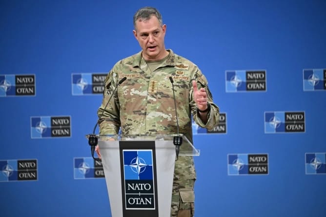 SUA reduc contribuția militară în NATO, dar aliații europeni umplu golurile într-un timp-record
