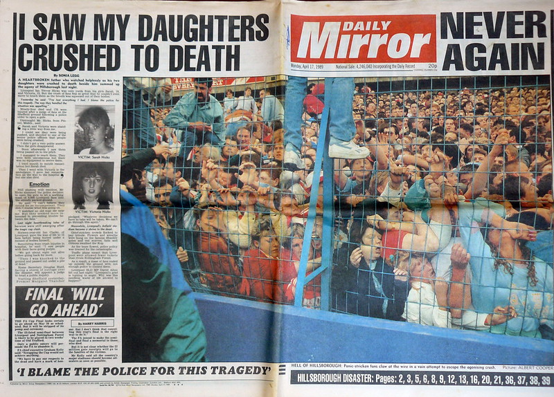 Tragedia de la Hillsborough relatată în presa engleză. Sursă foto: Flickr