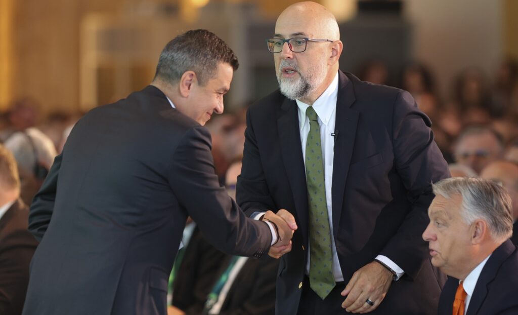 Kelemen Hunor vede un guvern de largă majoritate drept cea mai bună soluție. Grindeanu: „Rămâne pe masă varianta unui guvern minoritar”