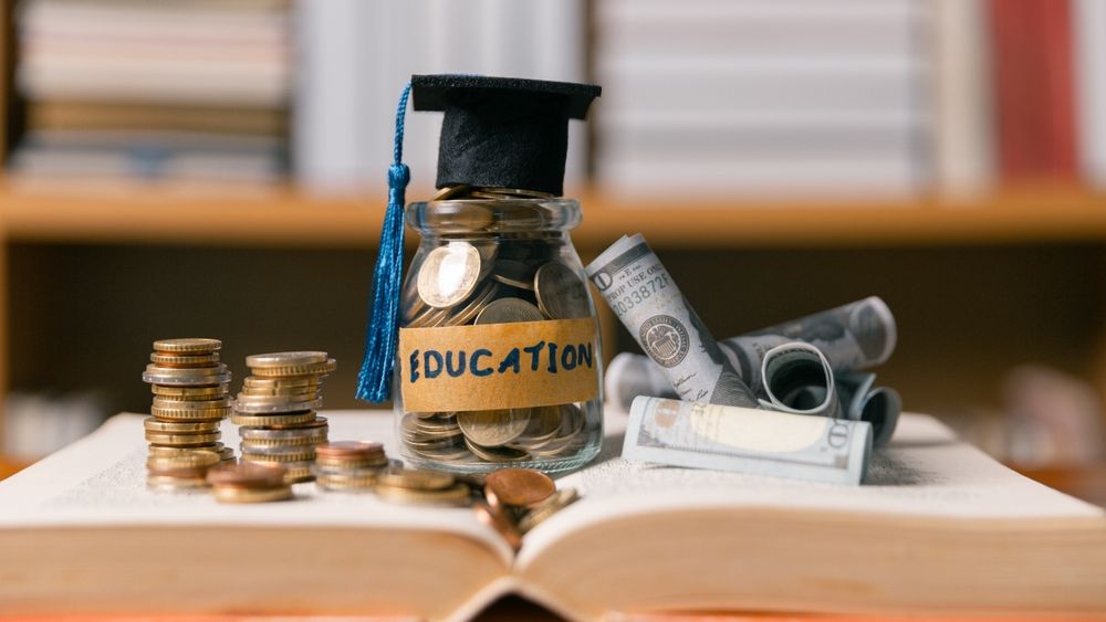 Jobul te ține pe loc? Peste 60% dintre angajați simt că nu evoluează deloc