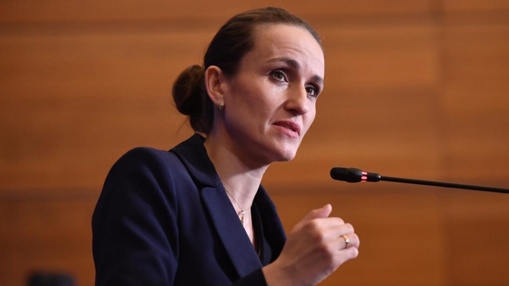 România susține redeschiderea Strâmtorii Ormuz. Oana Țoiu avertizează asupra riscurilor pentru piețele energetice și securitatea alimentară