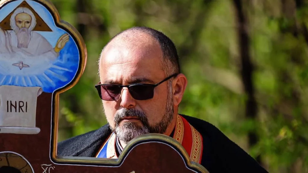 Preot ajuns șef al PSD Topoloveni, oprit de la slujire. „Dumnezeu va face dreptate”